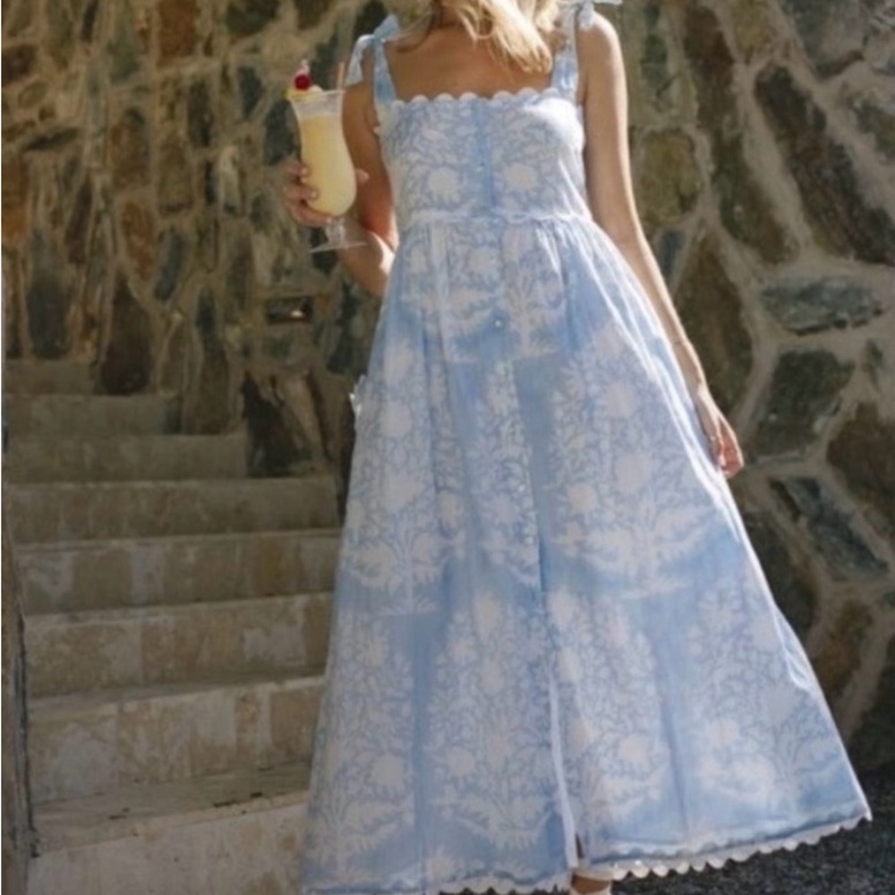 Juliet Dunn
Size 2
Worn once for baby shower